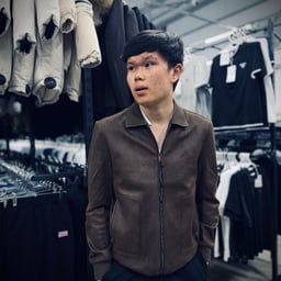 Clear Explainer Voice