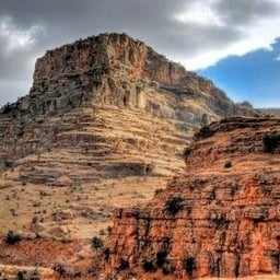 الصوت الغنائي الFE HAZA MBARAعربي