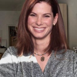 Sandra Bullock 