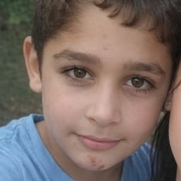 مطربة عربية عذبة