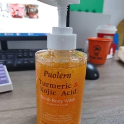 Friendly Beauty Narrator