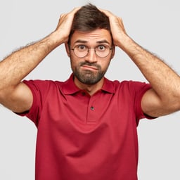 Voz Profesional Masculina