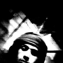 صوت عربي دافئ