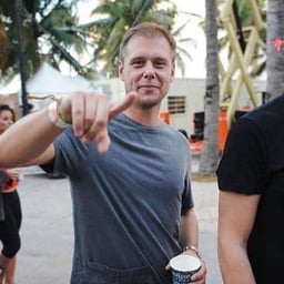  Armin van Buuren 
