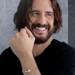 Engaging Male Narrator