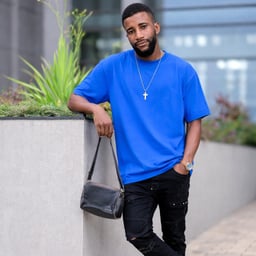 Voix Joyeuse et Animée