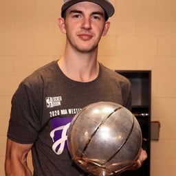 武状元苏乞儿皇上