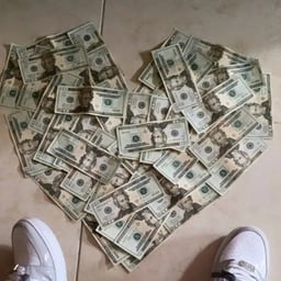 Confident Tech Narrator