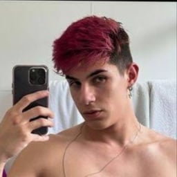 Relaxed Male Speaker