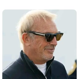 Kevin Costner 