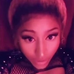 Nicki Minaj ( chun li )