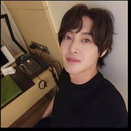Kim hyun joong