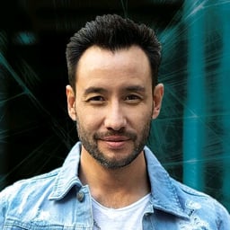 Luciano pereyra talking 