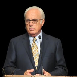 John MACarthur vocals 