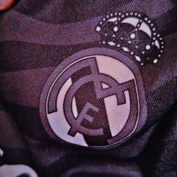 يزن النعيمات 