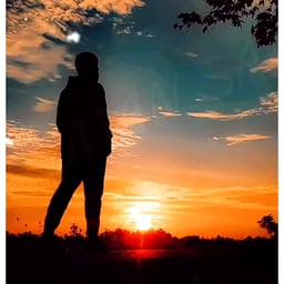 صوت عربي دافئ