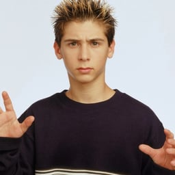 Reese Wilkerson Adolescente (Español Latino) 