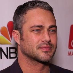 Taylor kinney 