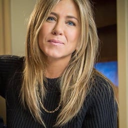 Jennifer Aniston 