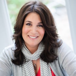 Nicole Oliver (ελληνικά)