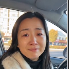 AI中年女