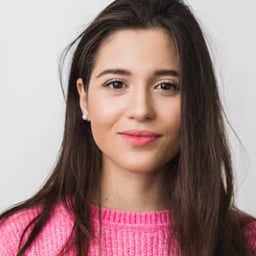 ニュース女性の声