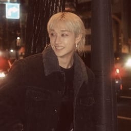 Voz Conversacional Masculina