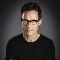 Harrison wells latino v2