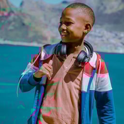 Informative Narrator