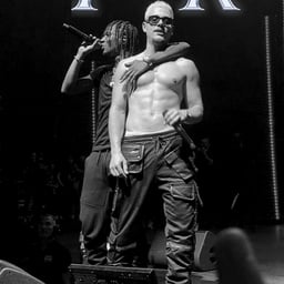 Voix Masculine Chaleureuse