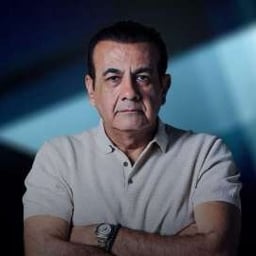 أسامة منير اصلي