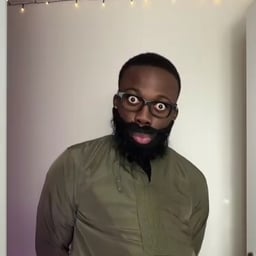 انا اكرح علي