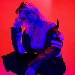 𝑳𝒆𝒏𝒏𝒊𝒂𝒚 