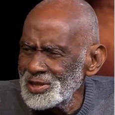 เสียงหญิงอธิบายสินค้า