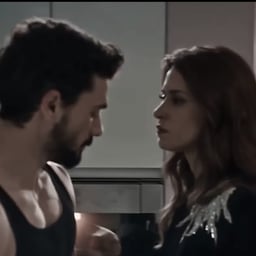 صوت أنثوي معبر