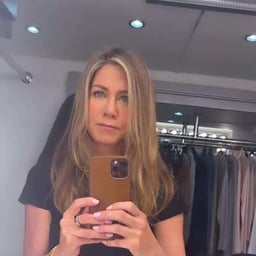 Jennifer Aniston 