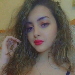 بنت مصرية خدمة عملاء