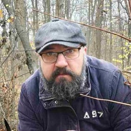 Молодой Старик Руслан