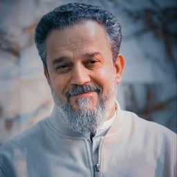 باسم الكربلائي 