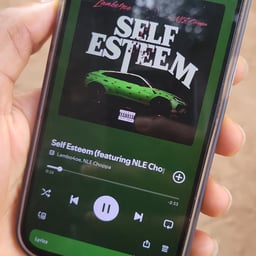 Clear Conversational Narrator