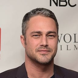  Taylor Kinney 