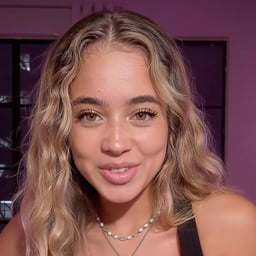 Magische Frauenstimme