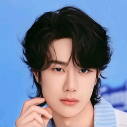 Wang Yibo 
